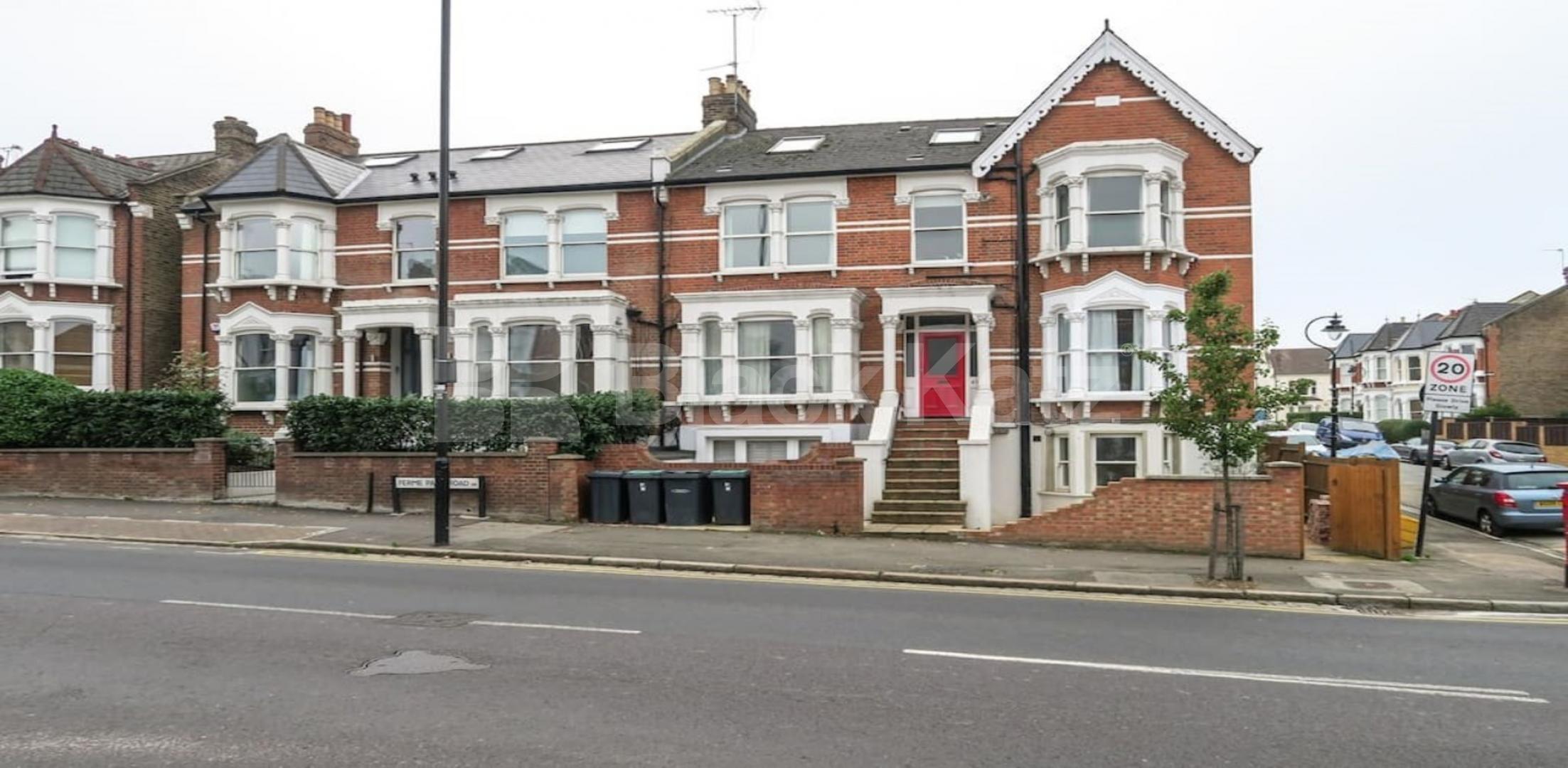 			NEW INSTRUCTION!, 2 Bedroom, 1 bath, 1 reception Apartment			 Ferme Park Road, CROUCH END